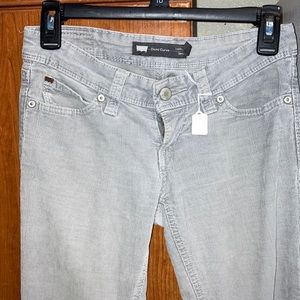 Demi curve low rise levi